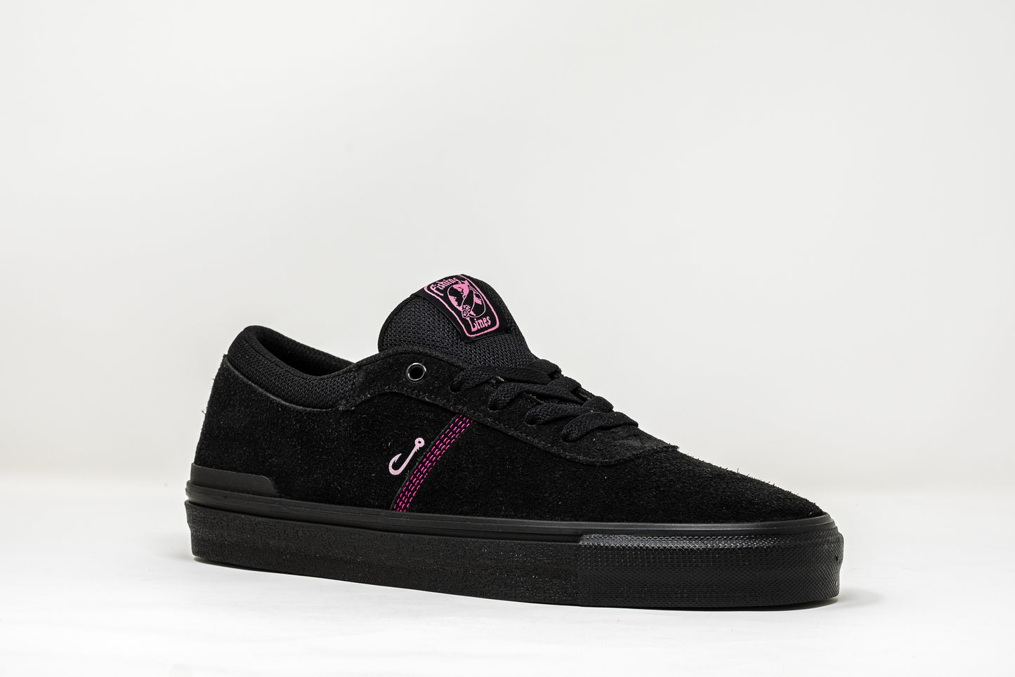 „Pari“ Black on Black