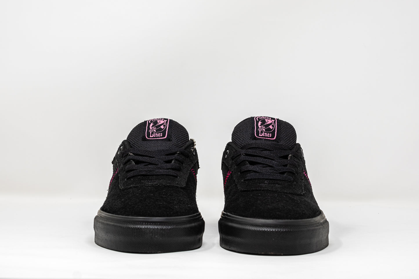 „Pari“ Black on Black